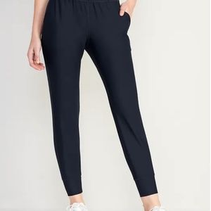 OLD NAVY High Waisted Powersoft  Joggers Small Black
